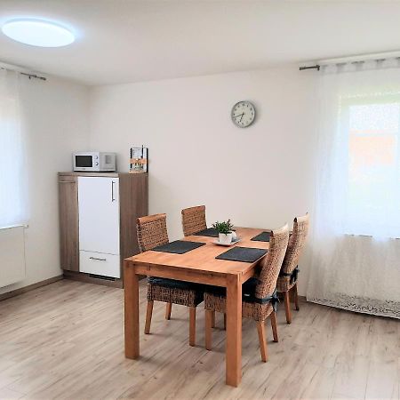 Ferienwohnung Sonnenschein Burgau Esterno foto